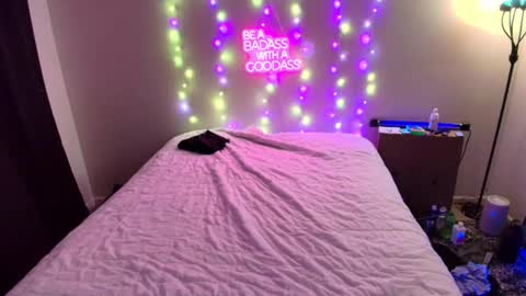 Eetantungfuk Mias online show from 01-24-25, 06:35