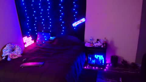 Eetantungfuk Mias online show from 02-04-25, 04:08