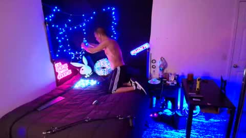 Eetantungfuk Mias online show from 02-12-25, 08:40