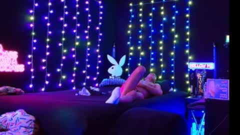 Eetantungfuk Mias online show from 03-11-25, 07:36