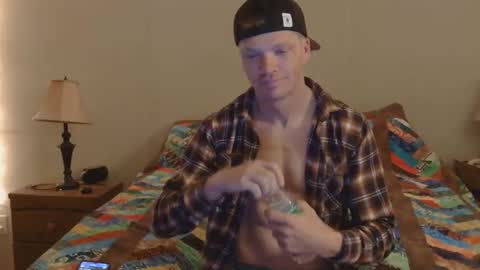 Snapshot of juucyyjayy chatting on 04-22-26, 04:37 juucyyjayy online show from 04-22-26, 04:37