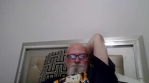 Snapshot of k109609 chatting on 12-20-25, 06:59 k109609 online show from 12-20-25, 06:59