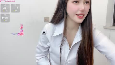 Snapshot of k1999_kimikooo chatting on 02-17-25, 02:15 kooo online show from 02-17-25, 02:15