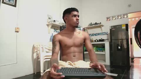 Snapshot of k_florez chatting on 04-16-26, 05:47 k_florez online show from 04-16-26, 05:47