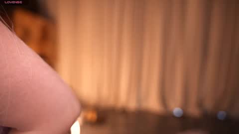 Snapshot of k_kimikooo chatting on 06-18-26, 04:13 Amely online show from 06-18-26, 04:13