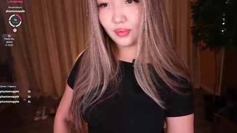 Snapshot of k_kimikooo chatting on 07-01-26, 04:14 Amely online show from 07-01-26, 04:14