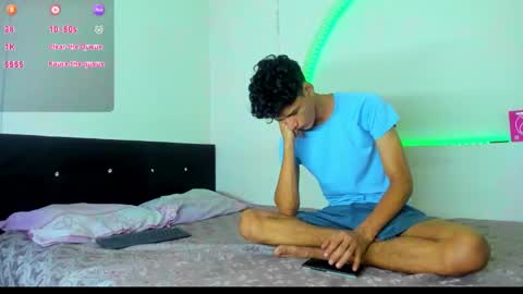 KAI  LIAM online show from 01-10-26, 11:45