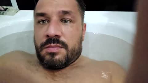 kaifik online show from 10-28-25, 02:37