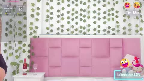 Snapshot of kaily_sweet1 chatting on 02-18-26, 11:06 kelly online show from 02-18-26, 11:06