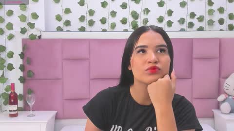 Snapshot of kaily_sweet1 chatting on 02-25-26, 11:09 kelly online show from 02-25-26, 11:09