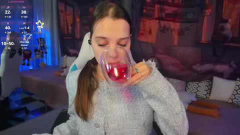 Kaisa online show from 11-30-25, 05:17