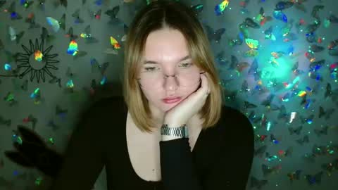 Snapshot of kaitlin_kk chatting on 09-19-25, 09:22 Kaitlin online show from 09-19-25, 09:22