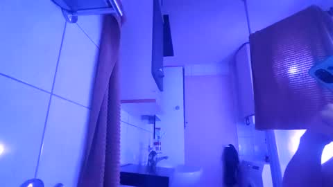 Snapshot of kaktus9241 chatting on 01-07-25, 03:14 Caktus online show from 01-07-25, 03:14