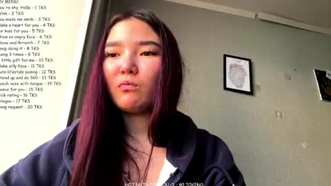 Snapshot of kalalinet chatting on 05-16-26, 01:21 Sakura online show from 05-16-26, 01:21