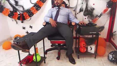 Kaleth online show from 10-24-25, 08:05