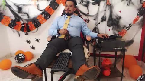 Kaleth online show from 10-30-25, 05:31