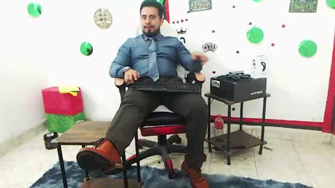 Snapshot of kalethbigdick88 chatting on 06-08-26, 12:49 Kaleth online show from 06-08-26, 12:49