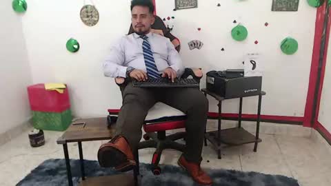 Snapshot of kalethbigdick88 chatting on 06-24-26, 11:42 Kaleth online show from 06-24-26, 11:42