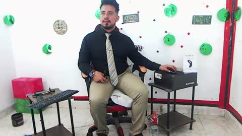 Snapshot of kalethbigdick88 chatting on 07-19-26, 09:57 Kaleth online show from 07-19-26, 09:57