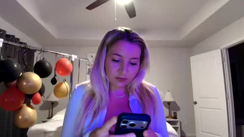 Snapshot of kaliii_jones chatting on 07-19-26, 05:00 Kaliii jones online show from 07-19-26, 05:00