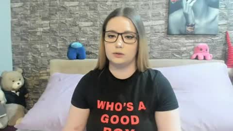 Snapshot of kalindahot chatting on 06-17-26, 06:09 kalindahot online show from 06-17-26, 06:09