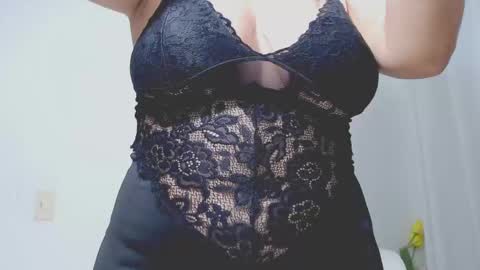 Hannah online show from 02-25-25, 03:20