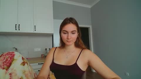 Snapshot of kalorine chatting on 11-20-25, 09:09 Mellikyy online show from 11-20-25, 09:09