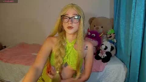Snapshot of kalyna__bacon1 chatting on 08-06-26, 02:02 kalynita online show from 08-06-26, 02:02