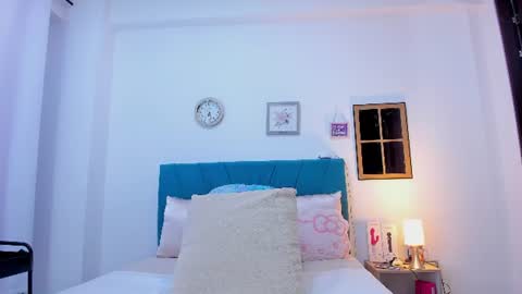 Kamilalopez online show from 07-18-26, 10:57