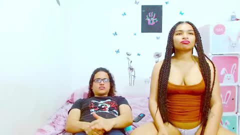 Dante and Carolina independient model online show from 01-05-25, 12:09