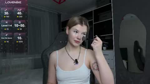Snapshot of kamiirize chatting on 06-24-26, 05:34 Aino online show from 06-24-26, 05:34