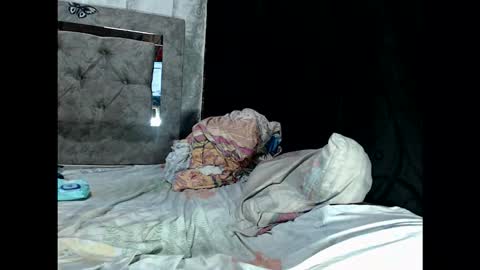 Snapshot of kamila_horney chatting on 02-18-26, 12:50 kamila_horney online show from 02-18-26, 12:50