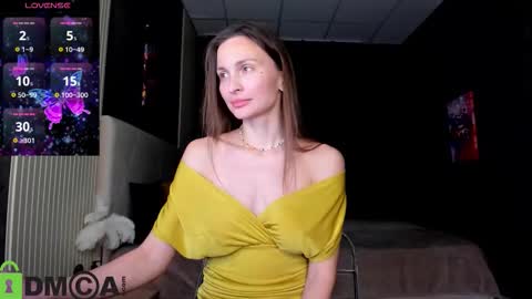 Kamila GMT2 Tue 10 AM - 4 PMWed 3-9 AM Thur 3-9 AM Fri 3-9 AM Sat 10 AM - 4 PM. online show from 10-05-25, 12:20