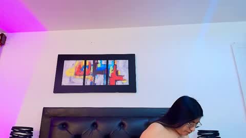 Miss kamile online show from 10-21-25, 11:33