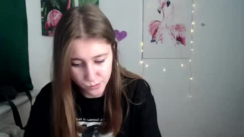 kamilla_love_ online show from 10-11-25, 11:09