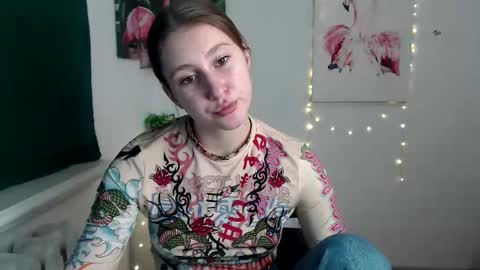 kamilla_love_ online show from 11-01-25, 01:35