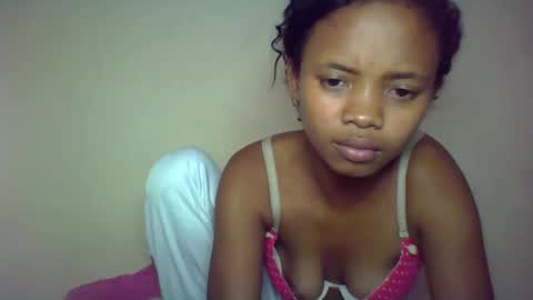 kamillah69 online show from 02-15-26, 07:51