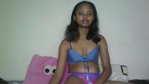 kamillah69 online show from 03-05-26, 07:48