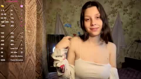 Snapshot of kamisalling chatting on 02-12-26, 01:11 Mari Simmons online show from 02-12-26, 01:11