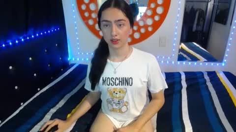 -- kammi -- online show from 12-19-25, 01:34