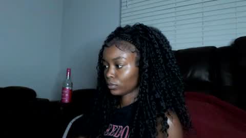 Snapshot of kandie_monaee chatting on 07-01-26, 06:37 Twitter - Kandie Monaee online show from 07-01-26, 06:37