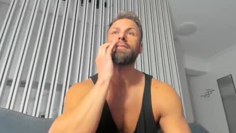 Kane OF strongkane online show from 11-17-25, 01:28