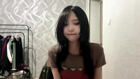 Snapshot of kanishabroadstone chatting on 05-11-26, 02:45 Lily online show from 05-11-26, 02:45