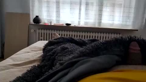 Ask me online show from 01-11-25, 02:04