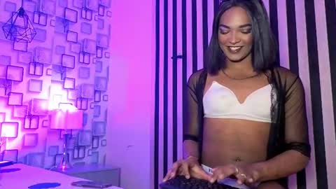 Snapshot of kardycastle7 chatting on 07-17-26, 12:34 Kardy online show from 07-17-26, 12:34