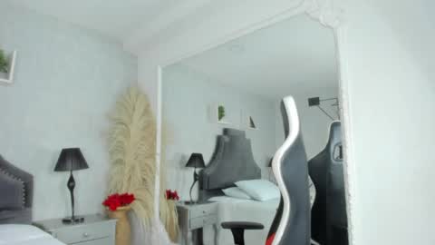 Karely online show from 04-17-26, 02:53