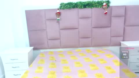 Snapshot of karen_davids chatting on 12-21-24, 11:11 karen online show from 12-21-24, 11:11