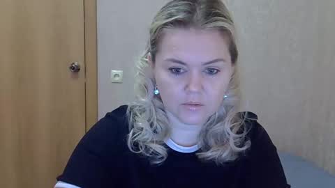 karennelsonx online show from 04-07-26, 08:37