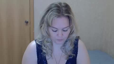 karennelsonx online show from 05-20-26, 10:21