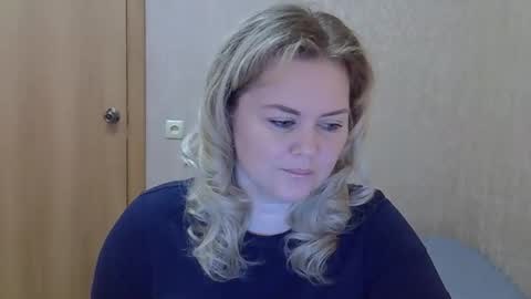Snapshot of karennelsonx chatting on 06-08-26, 09:09 karennelsonx online show from 06-08-26, 09:09